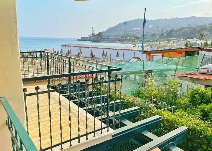 Sea Front Studio - Apartamento Sanremo